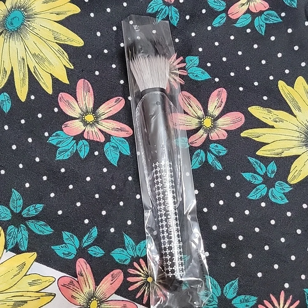 Lovecraft Beauty Powder Brush #2